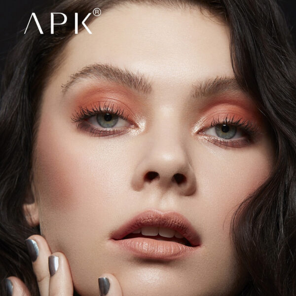 APK-in-Love-Whitening-Compact-Powder-3